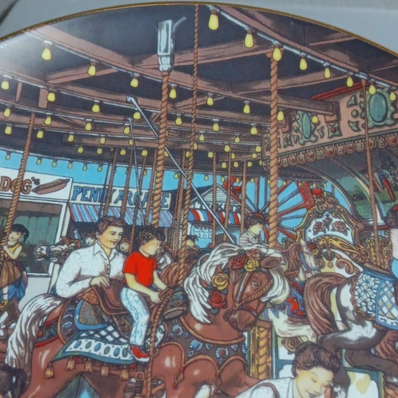 H. Hargrove "The Carousel"  #003 /3,000 - Picture 5 of 8